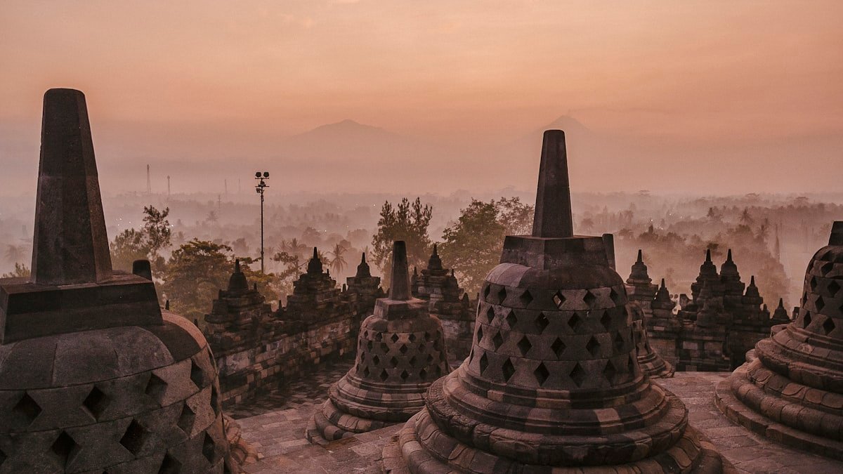 Grand Java Overland